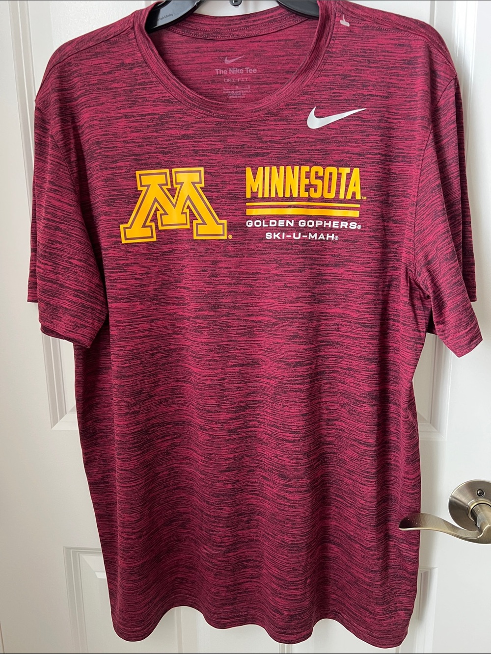 Nike Men's Minnesota Golden Gophers Velocity Dri-FIT T-Shirt Maroon Size Large